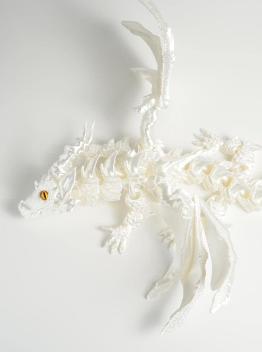 Articulated Flying Dragon V2 – 3D Printed Fantasy Dragon with Gemstone Tail & Bold Wings - Sylus Inspired - Sylus Dragon - TimPrintDreams