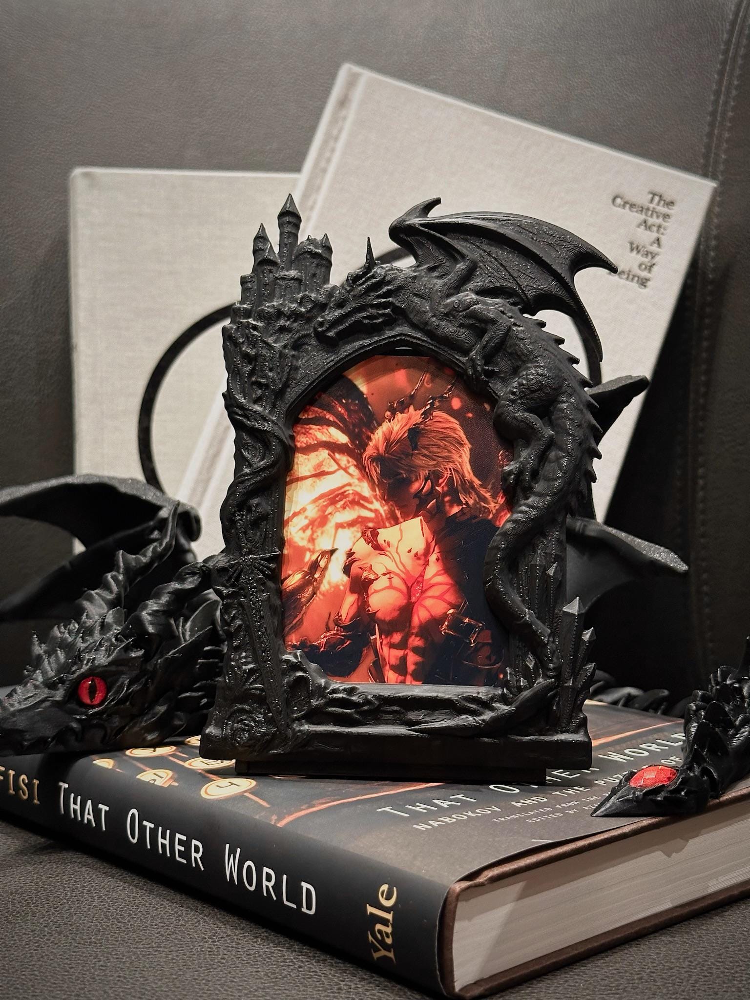 Sylus Dragon Frame | Love and Deepspace Inspired Display | Stand, Wall Mount & Magnet |Great Sword (Fiend Reaper)|3D Printed w/ Lore Prints - TimPrintDreams