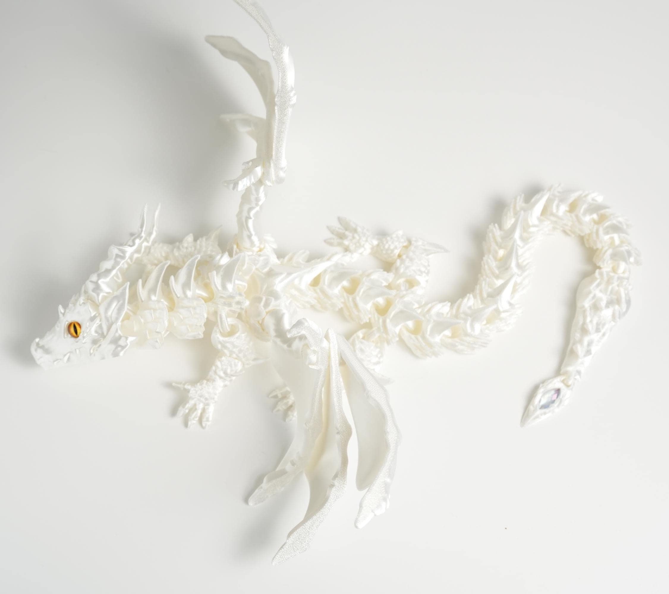 Dragon volant articulé V2 – Dragon fantastique imprimé en 3D avec queue en pierres précieuses et ailes audacieuses – Inspiré de Sylus – Sylus Dragon