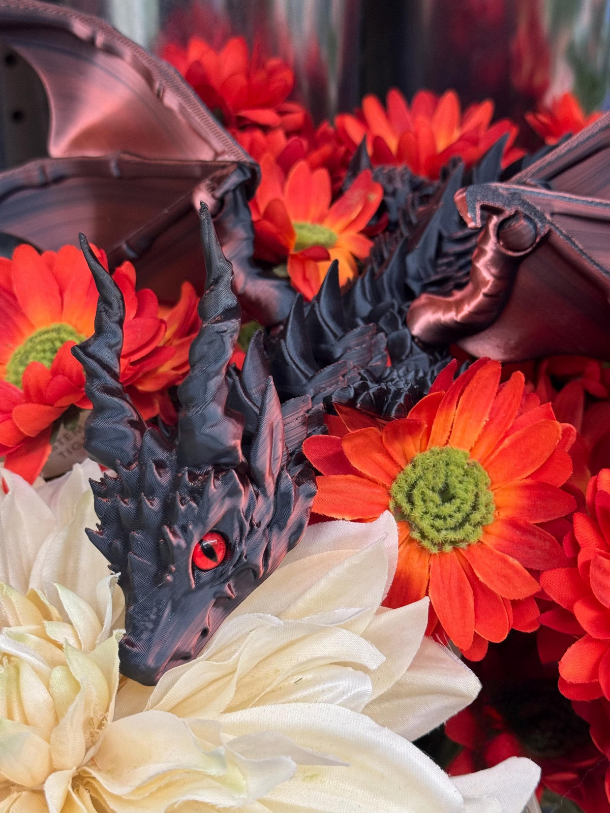 Dragon volant articulé V2 – Dragon fantastique imprimé en 3D avec queue en pierres précieuses et ailes audacieuses – Inspiré de Sylus – Sylus Dragon